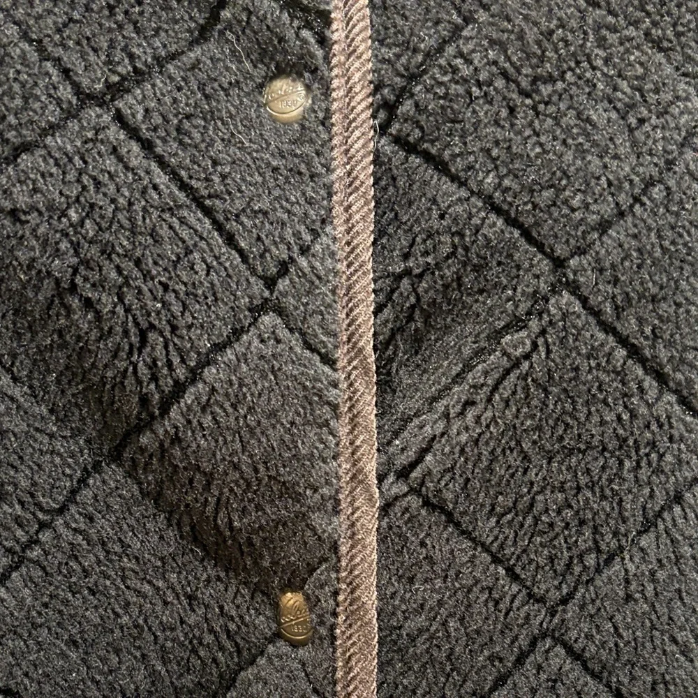Woolrich Black Quilted Teddy Jacket - Picture 3 of 4